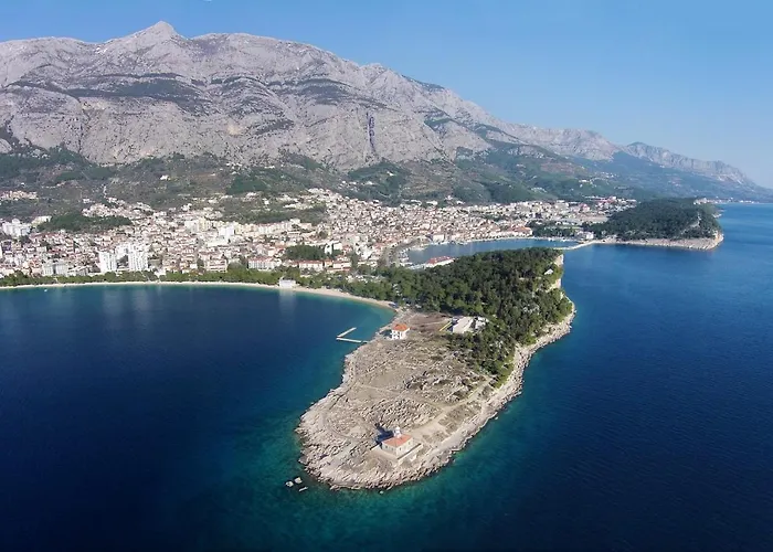 With Parking Space - 6792 Makarska